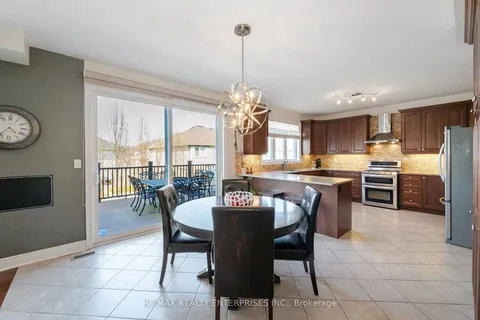 3312 Liptay Ave, Oakville, ON L6M 0N1