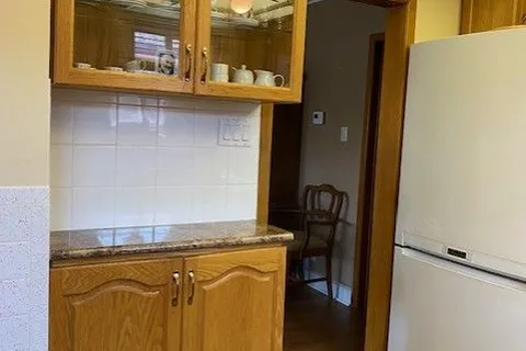 51 Seacliffe Blvd, Toronto, ON M9L 2G7