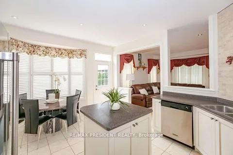 47 Harbourtown Cres, Brampton, ON L6V 4P6