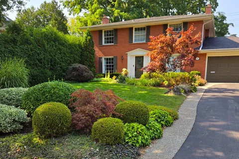 431 Pomona Ave, Burlington, ON L7N 1T6