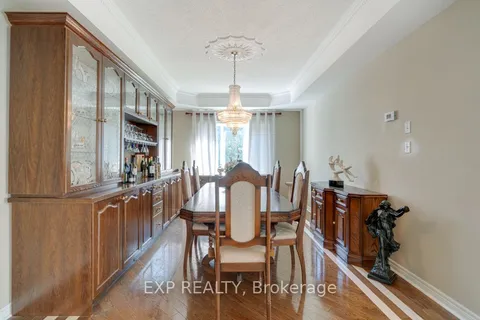 5392 Vail Crt, Mississauga, ON L5M 6G9
