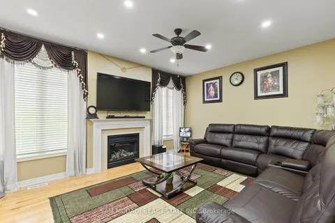 53 Heatherglen Dr, Brampton, ON L6Y 5X2