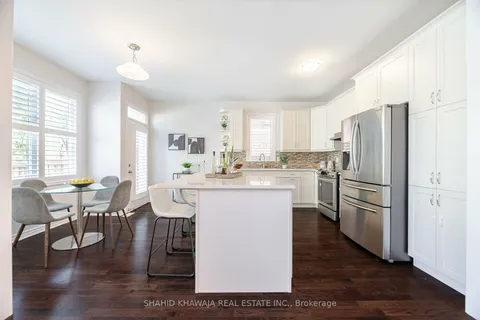 389 Cedar Hedge Rd, Milton, ON L9T 8Y4
