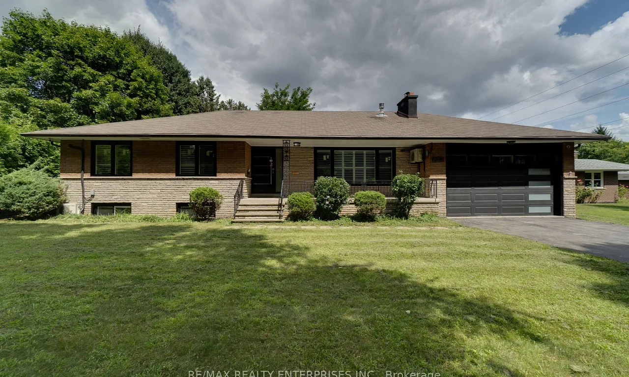 2037 Lynchmere Ave, Mississauga, ON L5B 1W7