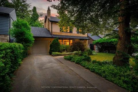 175 Prince Edward Dr, Toronto, ON M8Y 3W7