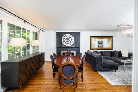 175 Prince Edward Dr, Toronto, ON M8Y 3W7