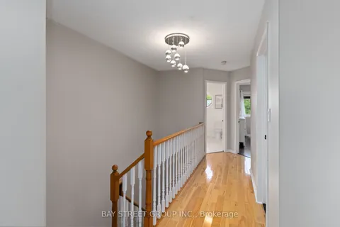 7229 Dime Cres, Mississauga, ON L5W 1K5