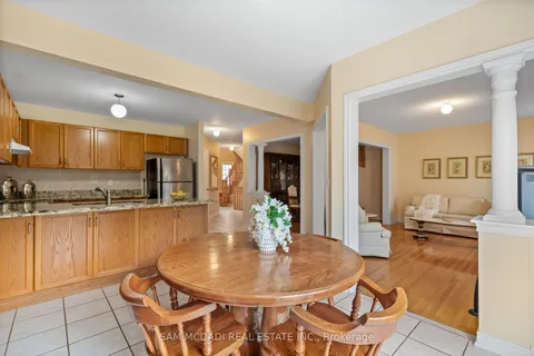 28 Millsborough Rd, Brampton, ON L6P 2A1