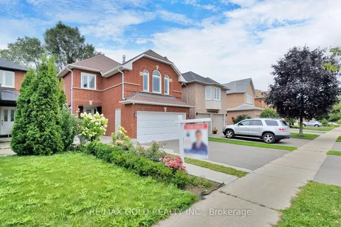 3952 Hazelridge Rd, Mississauga, ON L5N 6Z4