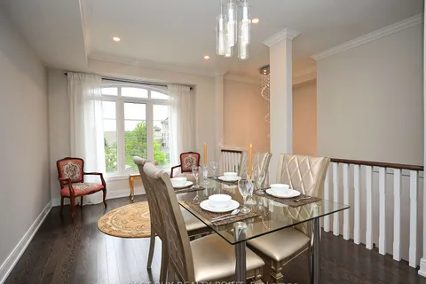 1058 Beachcomber Rd, Mississauga, ON L5G 0B1