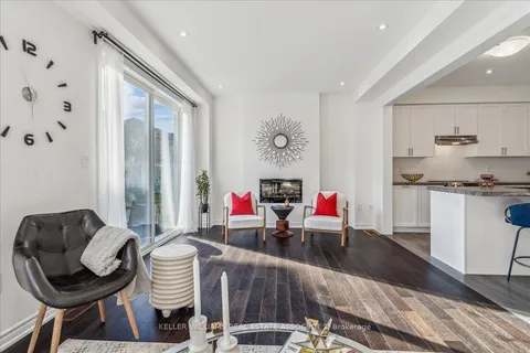 38 Minnock St, Caledon, ON L7G 4K9