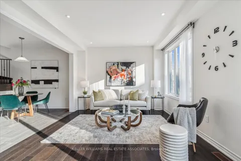 38 Minnock St, Caledon, ON L7G 4K9