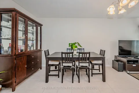 620 Rossellini Dr, Mississauga, ON L5W 1M3