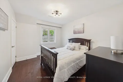 80 Princess Margaret Blvd, Toronto, ON M9A 2A4