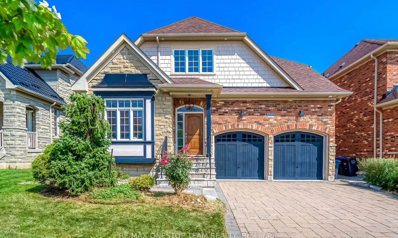 5499 Freshwater Dr, Mississauga, ON L5M 0K7