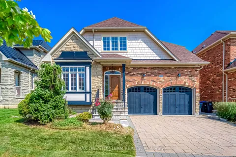 5499 Freshwater Dr, Mississauga, ON L5M 0K7