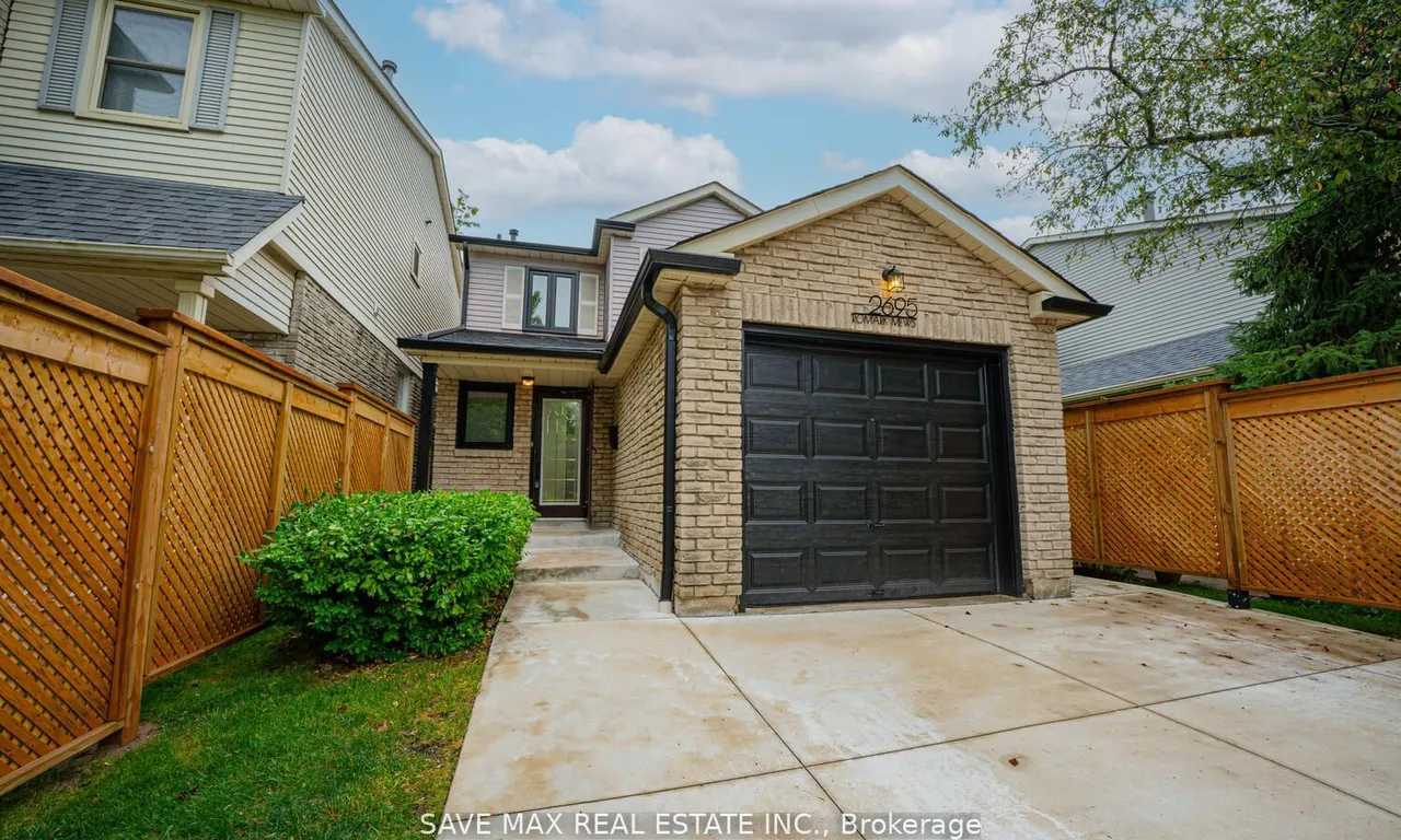2695 Romark Mews, Mississauga, ON L5L 2Z4
