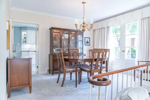 29 Totteridge Rd, Toronto, ON M9A 1Y9