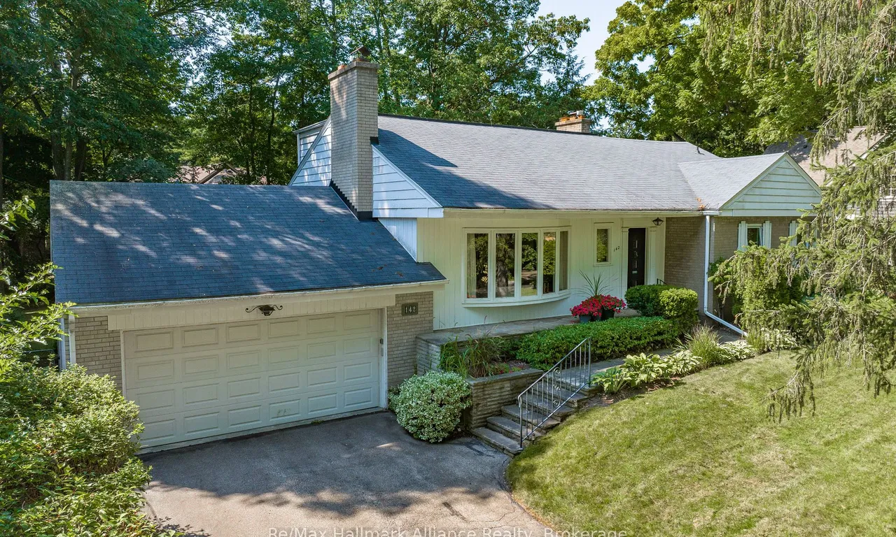 142 Balsam Dr, Oakville, ON L6J 3X5