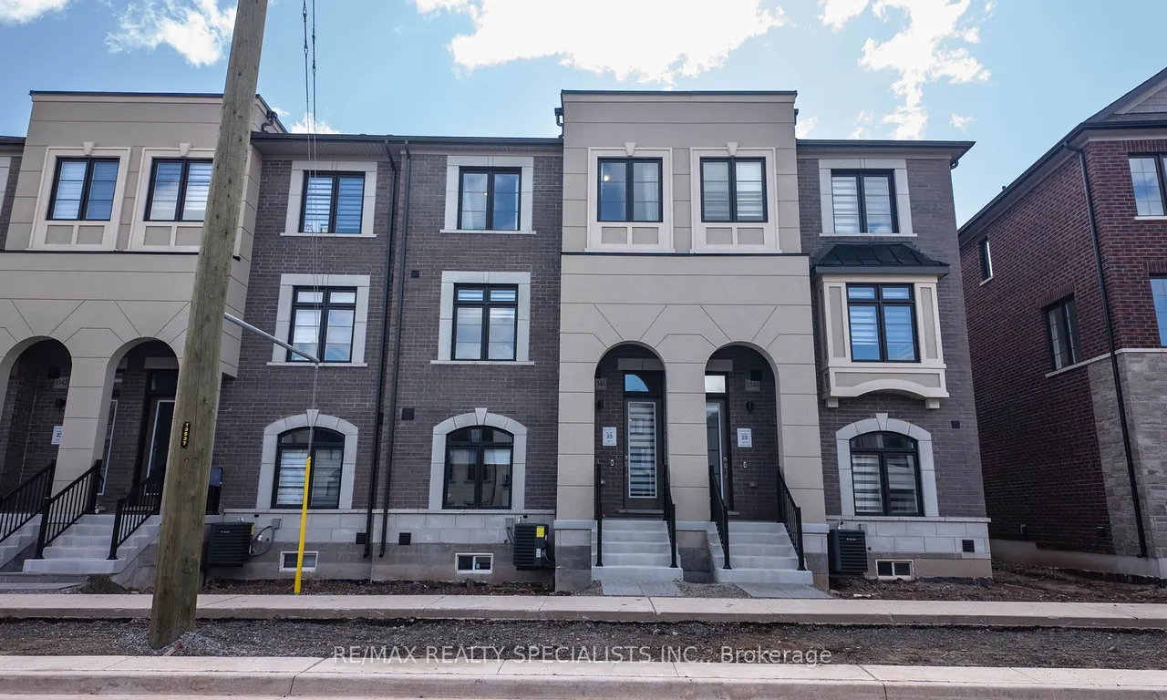 1346 William Halton Pkwy, Oakville, ON L6M 5R2