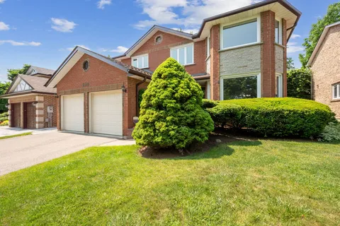 3569 Belvedere Cres, Mississauga, ON L5L 3B3