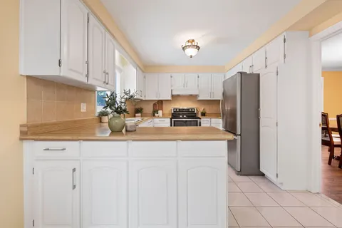 3569 Belvedere Cres, Mississauga, ON L5L 3B3
