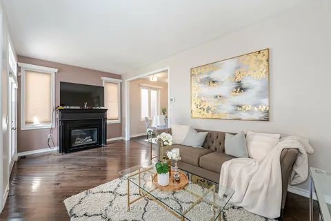 28 Benadir Ave, Caledon, ON L7C 3N2