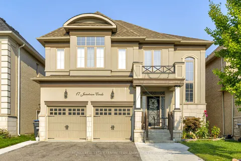 17 Junetown Circ, Brampton, ON L6X 0X7