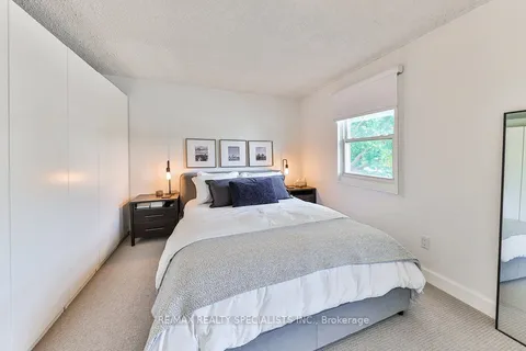 3072 FLANAGAN Crt, Burlington, ON L7M 2L9