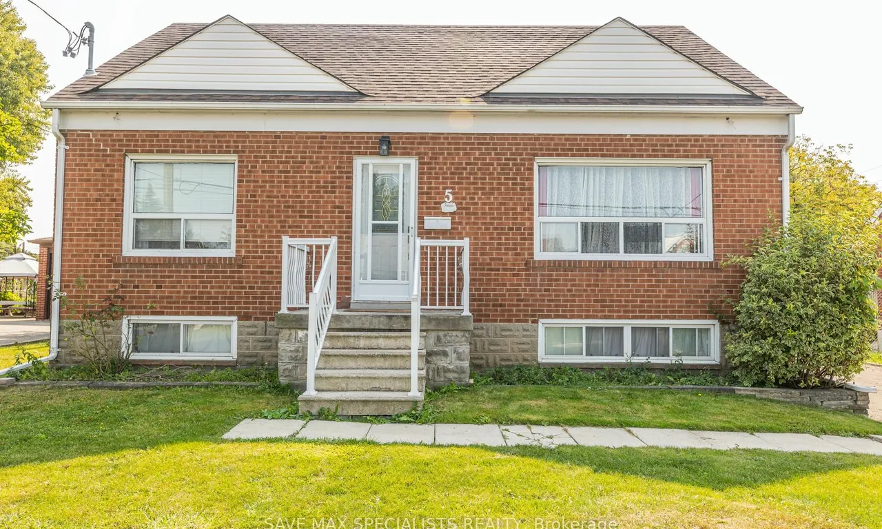 5 Mayall Ave, Toronto, ON M3L 1E3