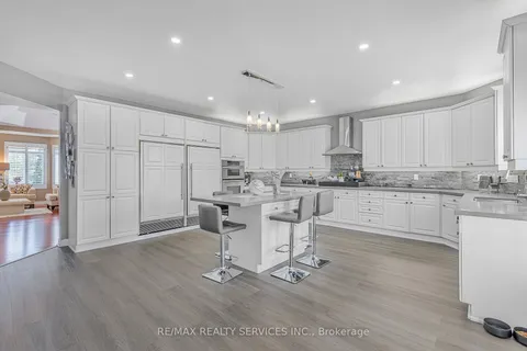 9 Garden Wood Ave, Caledon, ON L7C 1A9