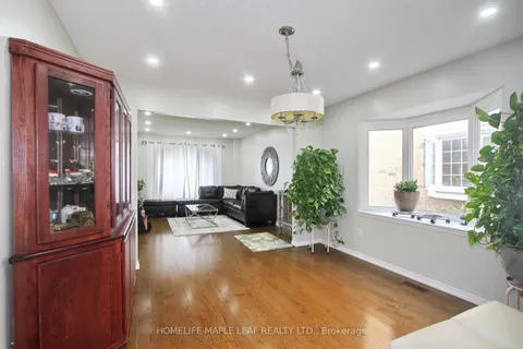 110 CORKETT Dr, Brampton, ON L6X 3E6