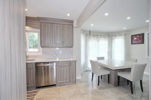 110 CORKETT Dr, Brampton, ON L6X 3E6