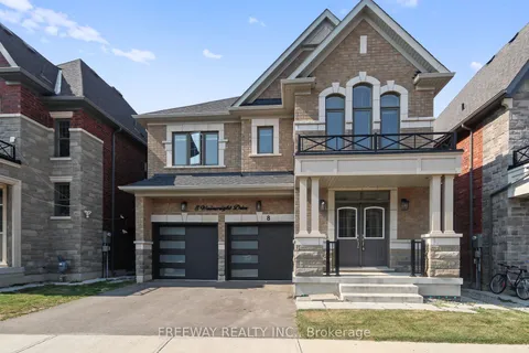 8 Wainwright Dr, Brampton, ON L7A 4Y6