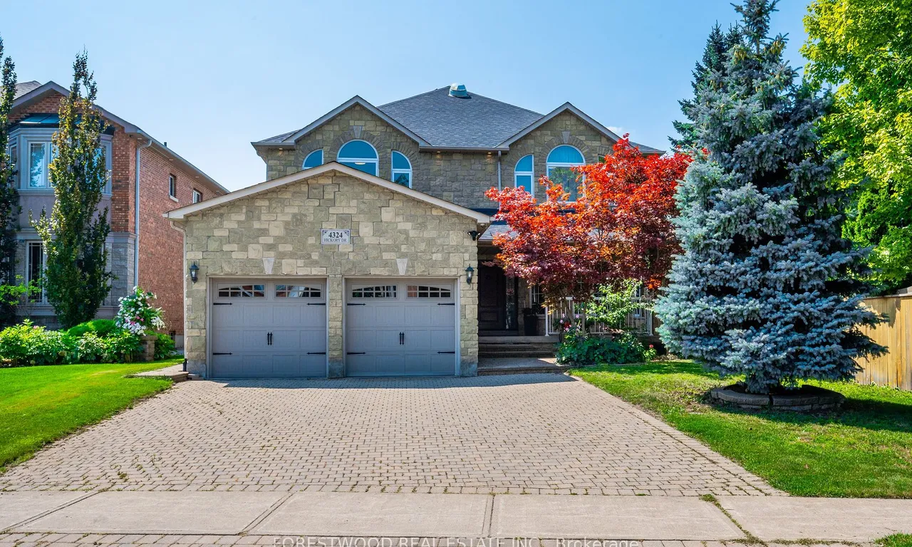 4324 Hickory Dr, Mississauga, ON L4W 1L2