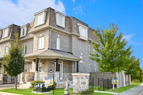 2 Pomarine Way, Brampton, ON L6X 0E4