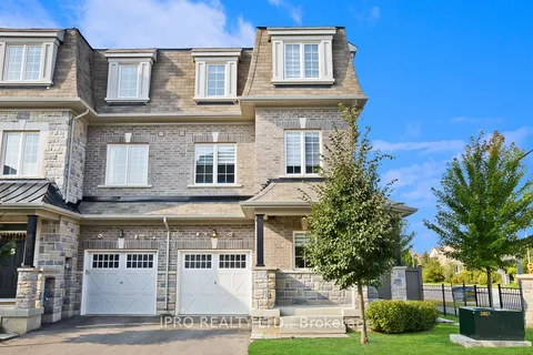 2 Pomarine Way, Brampton, ON L6X 0E4