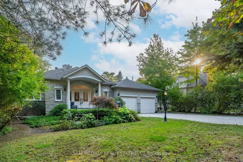 1262 Mississauga Rd, Mississauga, ON L5H 2J2