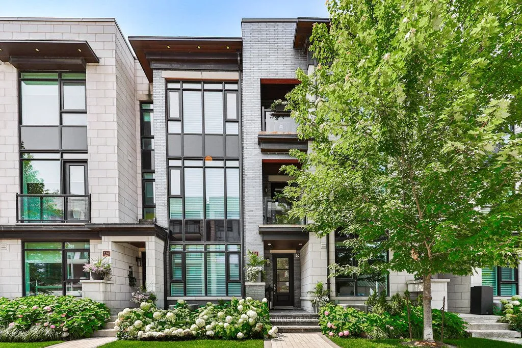 116 Maurice Dr, Oakville, ON L6K 2W7