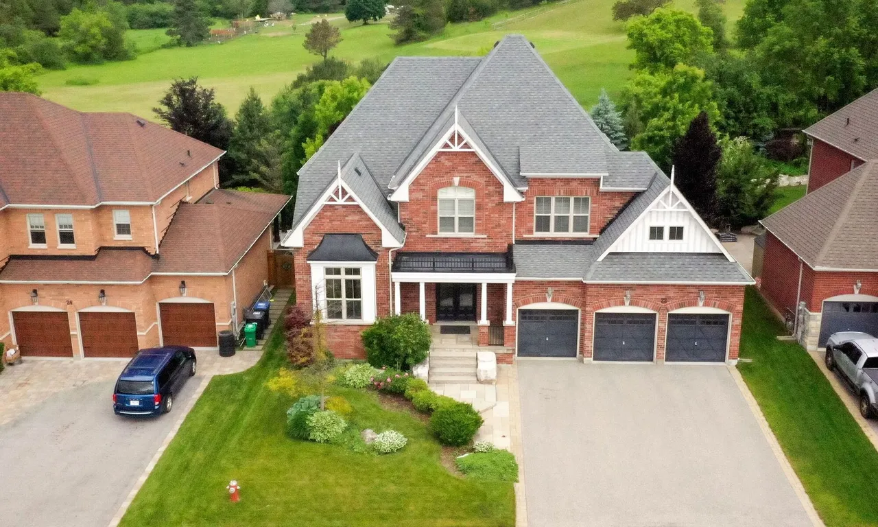 22 Oceans Pond Crt, Caledon, ON L7C 3R8