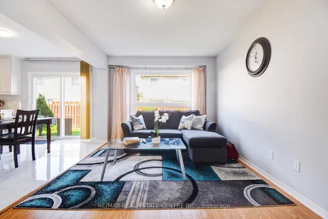 103 Botavia Downs Dr, Brampton, ON L7A 3P6