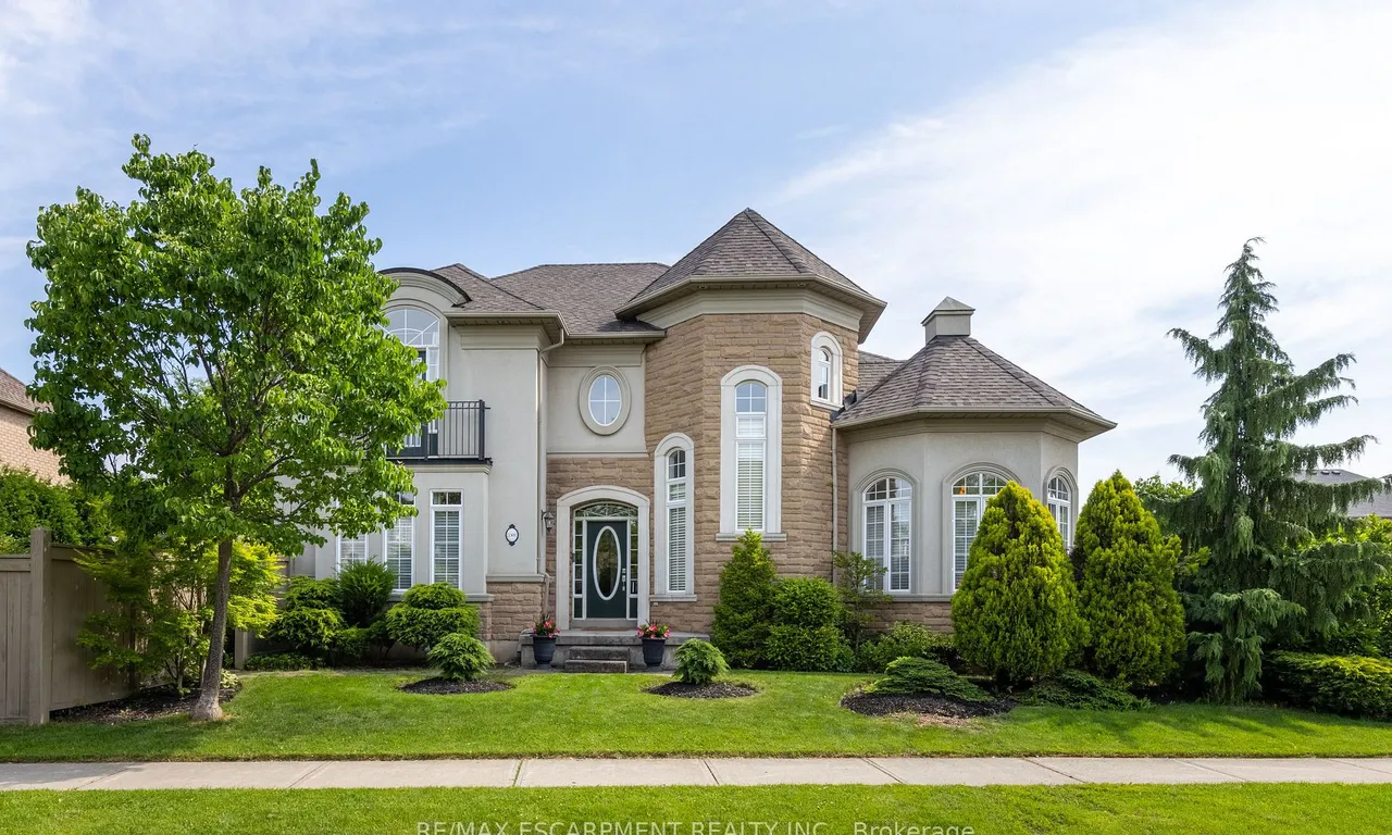 3301 Springflower Way, Oakville, ON L6L 6V6