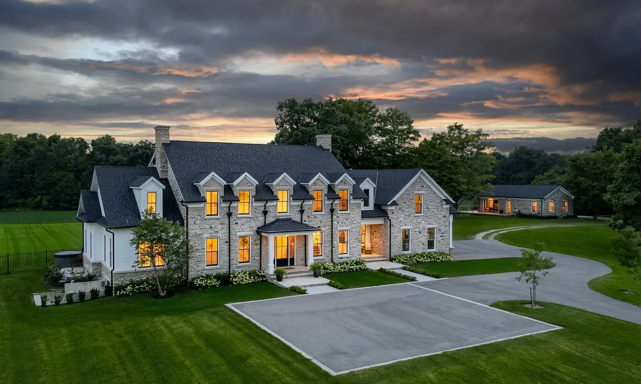 7460 Appleby Line, Milton, ON L9E 0M9