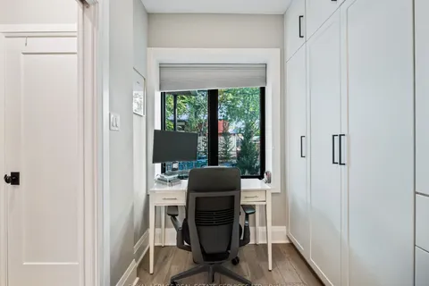 238 Garden Ave, Toronto, ON M6R 1J1