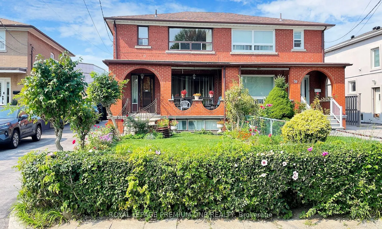 68 Mulholland Ave, Toronto, ON M6A 2S3