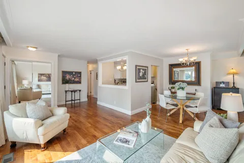 88 Wellesworth Dr, Toronto, ON M9C 4R6