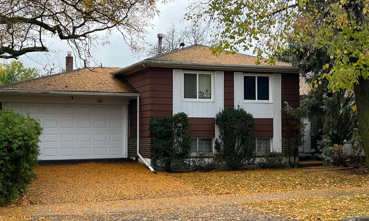 48 Tealham Dr, Toronto, ON M9V 3T6
