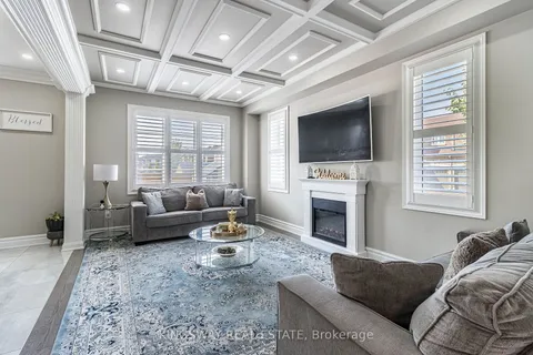 166 Bronson Terr, Milton, ON L9E 1H3