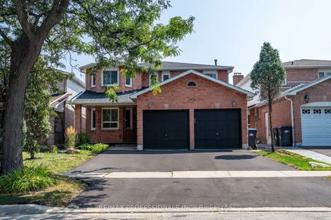 420 Everton Dr, Mississauga, ON L5R 1W2