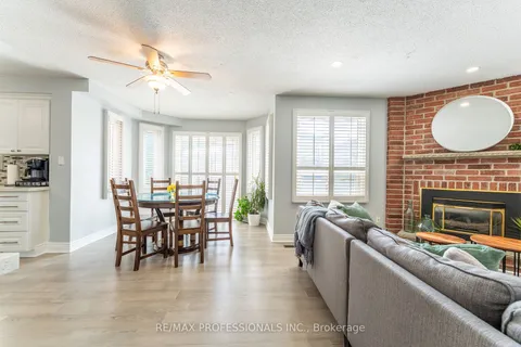 420 Everton Dr, Mississauga, ON L5R 1W2